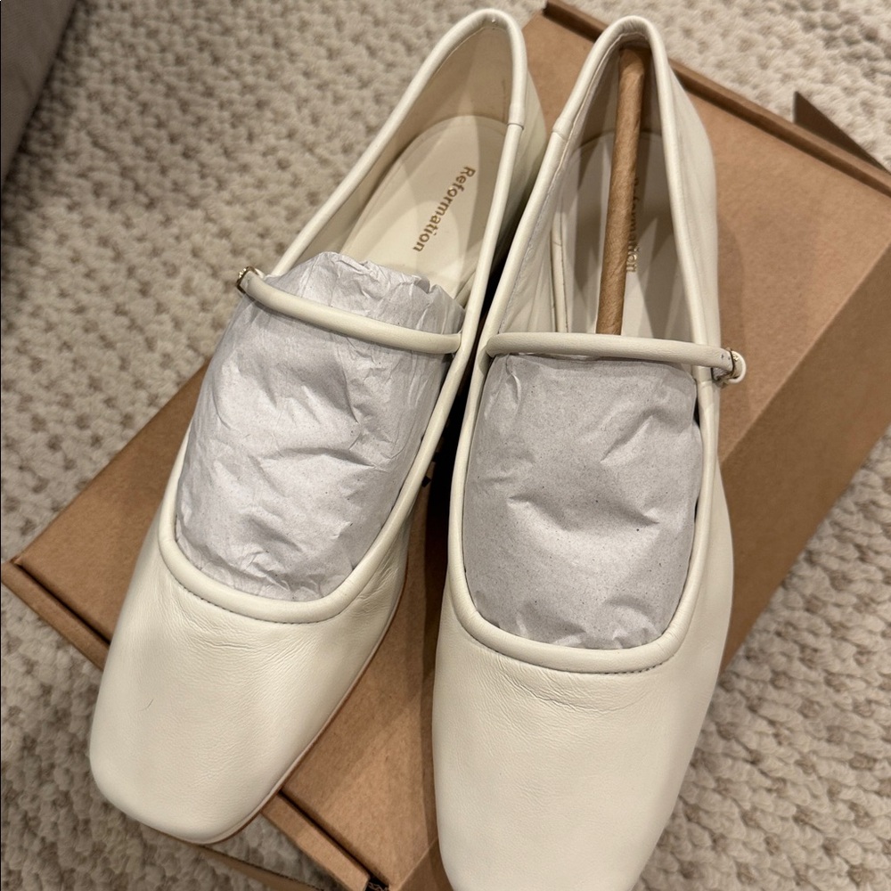 Reformation Charlie Ballet Flat - Picture 12 of 12